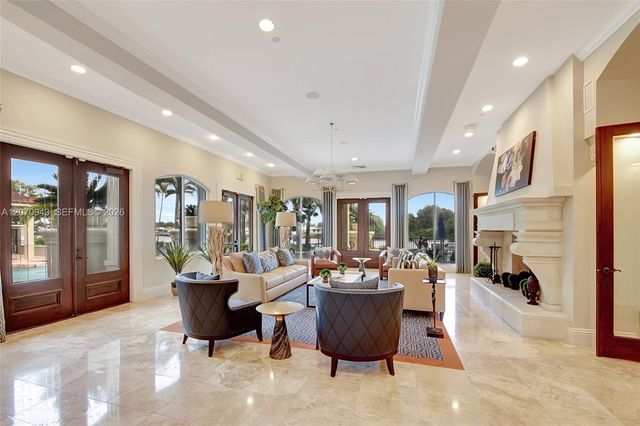 2206 Tuscany Way 2206, Boynton Beach, FL 33435