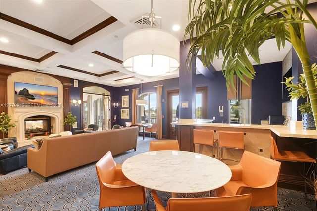 2206 Tuscany Way 2206, Boynton Beach, FL 33435