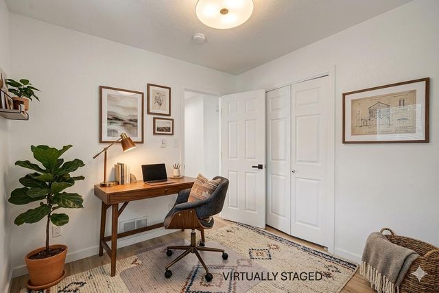 62803 Snowcap Court, Bend, OR 97701