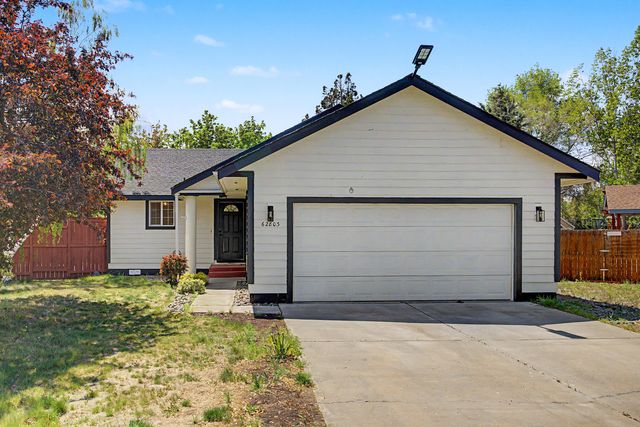 62803 Snowcap Court, Bend, OR 97701