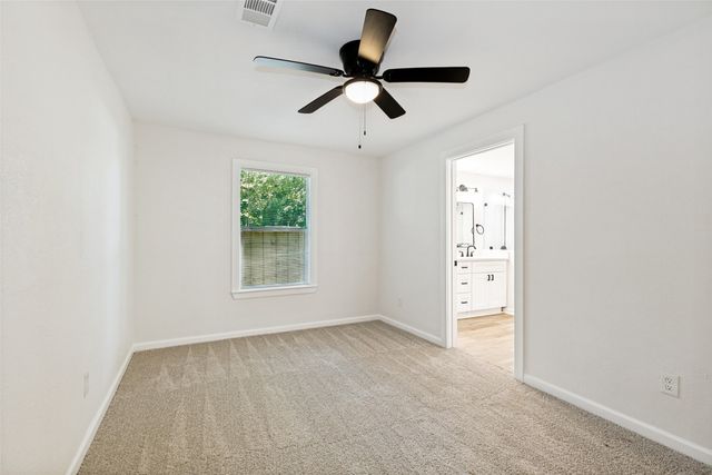 504 Davis Street, Gainesville, TX 76240