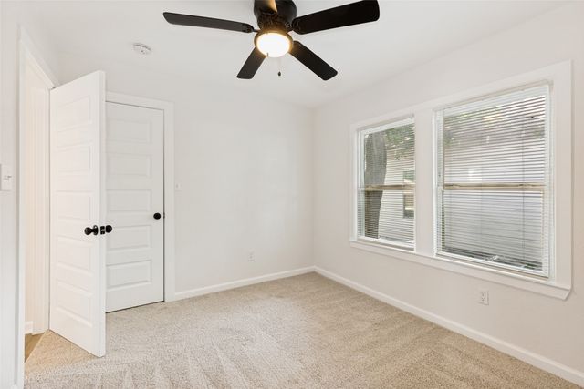 504 Davis Street, Gainesville, TX 76240
