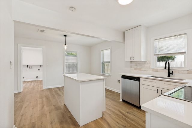 504 Davis Street, Gainesville, TX 76240