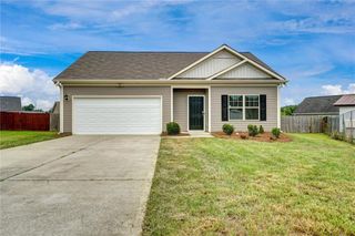 105 Liberty NE Way, Calhoun, GA 30701