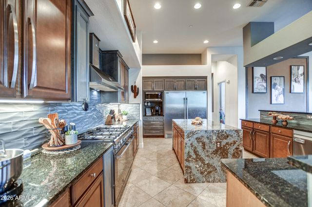 9156 W BAJADA Road, Peoria, AZ 85383