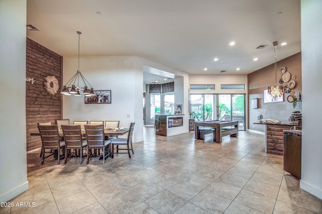 9156 W BAJADA Road, Peoria, AZ 85383