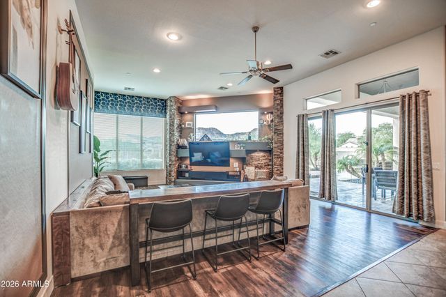 9156 W BAJADA Road, Peoria, AZ 85383