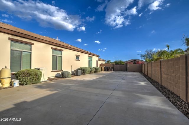 9156 W BAJADA Road, Peoria, AZ 85383