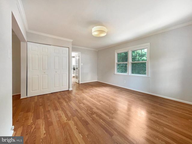 3118 BURGUNDY RD, Alexandria, VA 22303