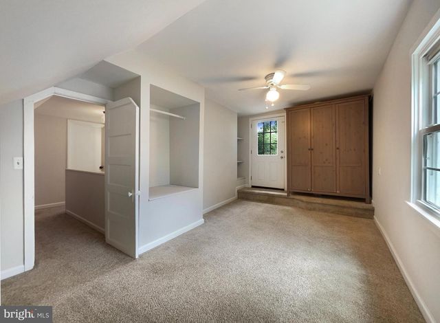 3118 BURGUNDY RD, Alexandria, VA 22303