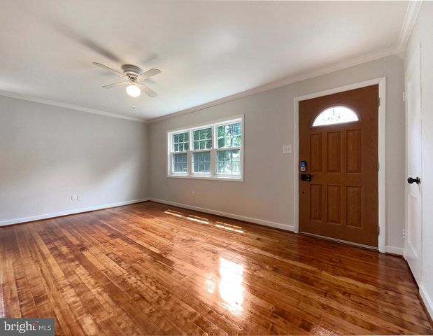 3118 BURGUNDY RD, Alexandria, VA 22303