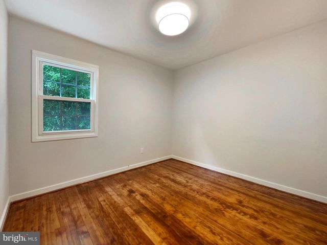 3118 BURGUNDY RD, Alexandria, VA 22303