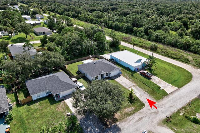 7726 102nd Avenue, Vero Beach, FL 32967