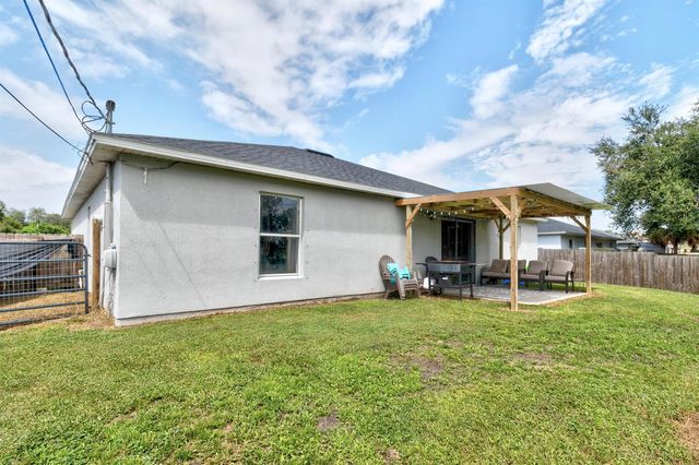 7726 102nd Avenue, Vero Beach, FL 32967