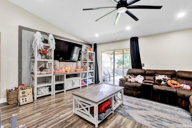 7726 102nd Avenue, Vero Beach, FL 32967