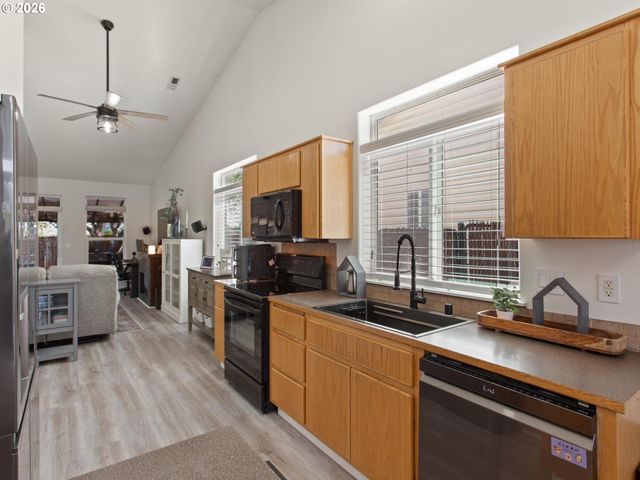 10015 Ne 96TH Ave, Vancouver, WA 98662