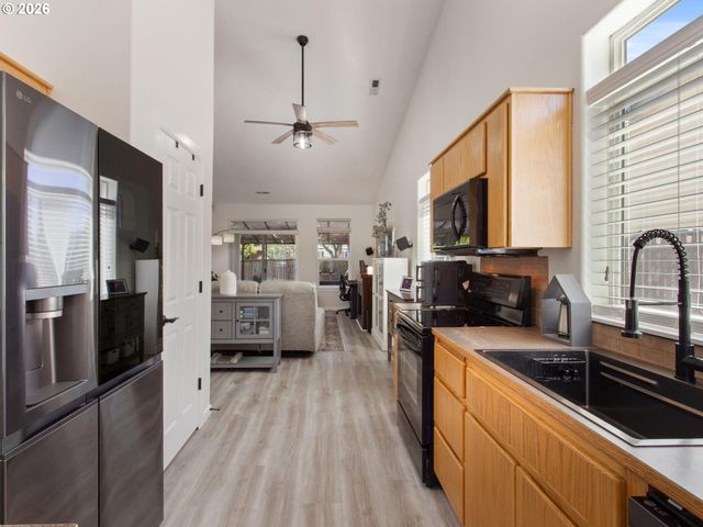 10015 Ne 96TH Ave, Vancouver, WA 98662