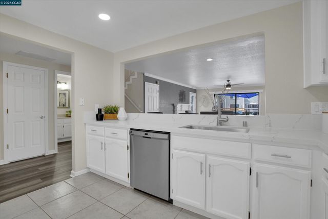 1605 Riverlake Rd, Discovery Bay, CA 94505