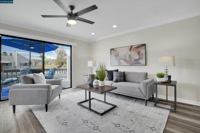 1605 Riverlake Rd, Discovery Bay, CA 94505