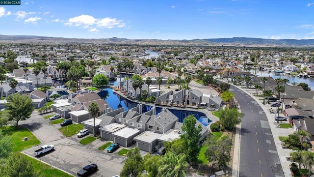 1605 Riverlake Rd, Discovery Bay, CA 94505