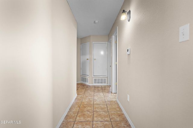 6237 LOVEBIRD Lane, El Paso, TX 79924