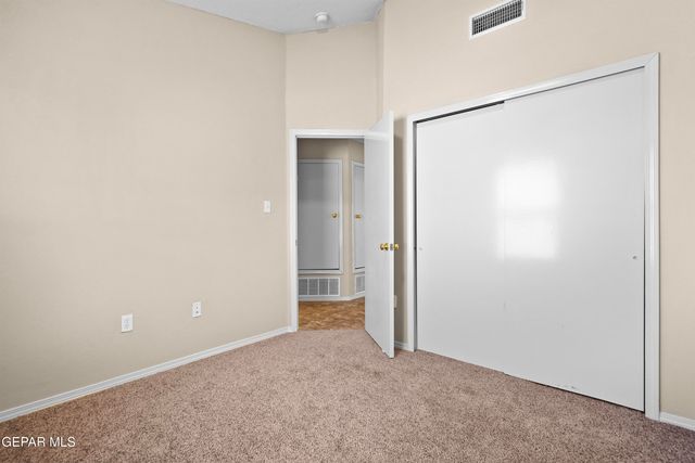 6237 LOVEBIRD Lane, El Paso, TX 79924