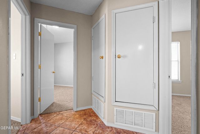 6237 LOVEBIRD Lane, El Paso, TX 79924