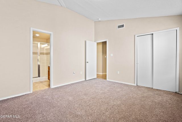 6237 LOVEBIRD Lane, El Paso, TX 79924