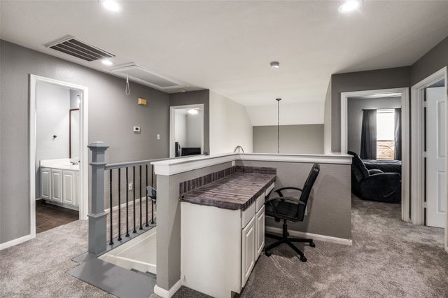 4541 Ridgepointe Drive, The Colony, TX 75056