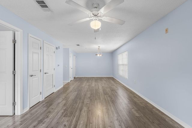 4274 Calinda Lane UNIT 221, Niceville, FL 32578