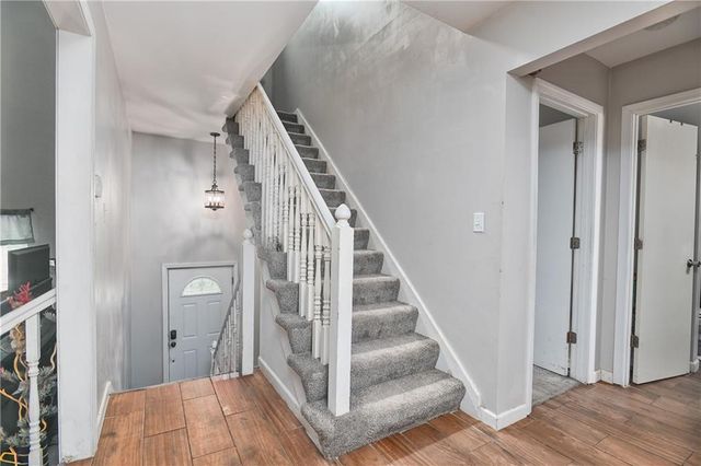 13341 Metropolitan Avenue, Bonner Springs, KS 66012