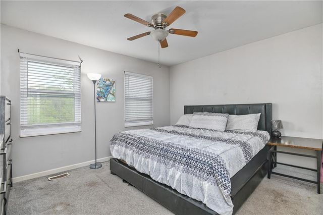 13341 Metropolitan Avenue, Bonner Springs, KS 66012