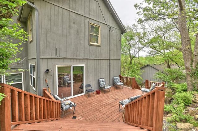 13341 Metropolitan Avenue, Bonner Springs, KS 66012