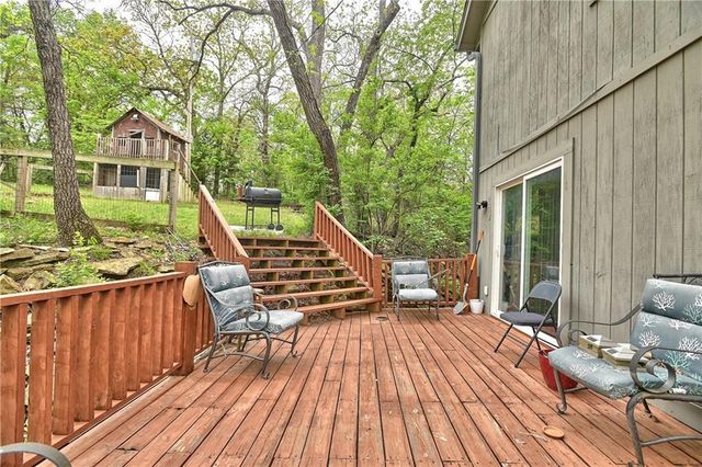 13341 Metropolitan Avenue, Bonner Springs, KS 66012