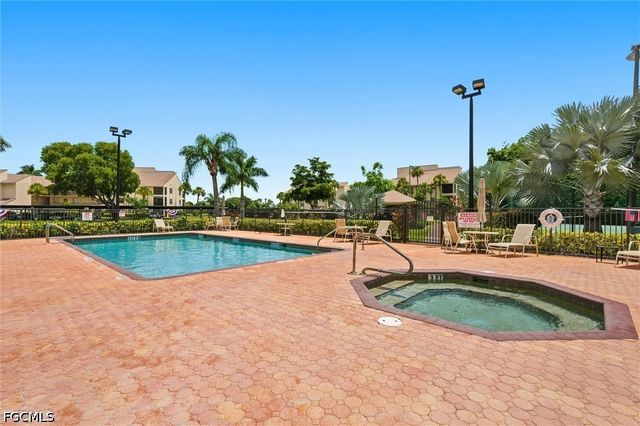 13240 White Marsh LN 10, Fort Myers, FL 33912