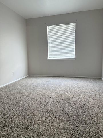 307 E 31 ST 106, Austin, TX 78705
