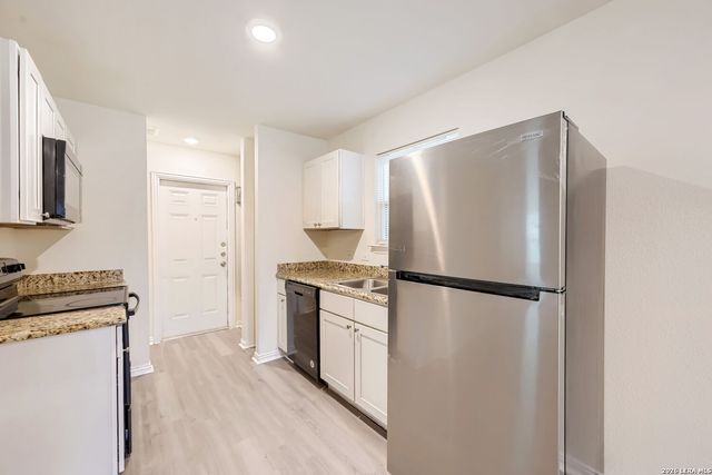 519 S San Gabriel Ave, San Antonio, TX 78237