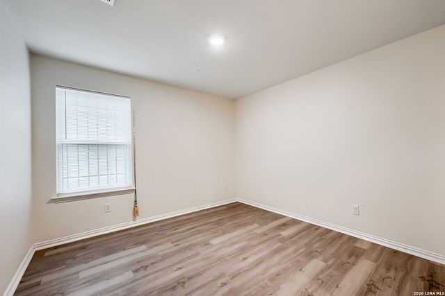 519 S San Gabriel Ave, San Antonio, TX 78237