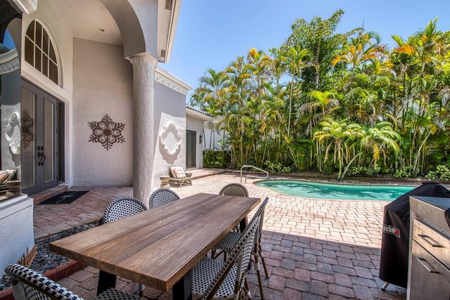 16340 Via Venetia E, Delray Beach, FL 33484