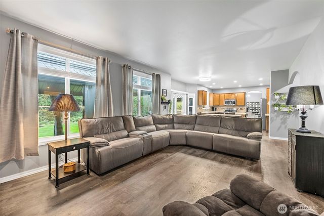 20012 194th Avenue E, Orting, WA 98360