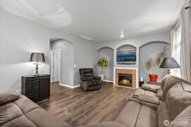 20012 194th Avenue E, Orting, WA 98360