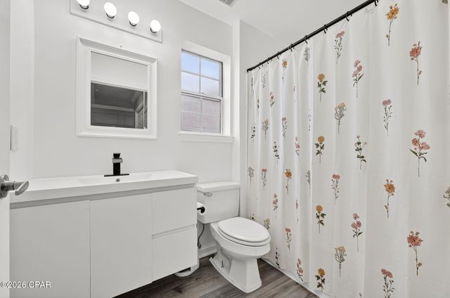 1640 Vecuna Circle, Panama City Beach, FL 32407