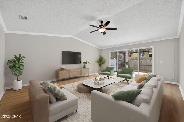 1640 Vecuna Circle, Panama City Beach, FL 32407