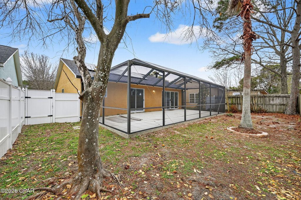 Image 17 of property listing at 1640 Vecuna Circle, Panama City Beach, FL 32407