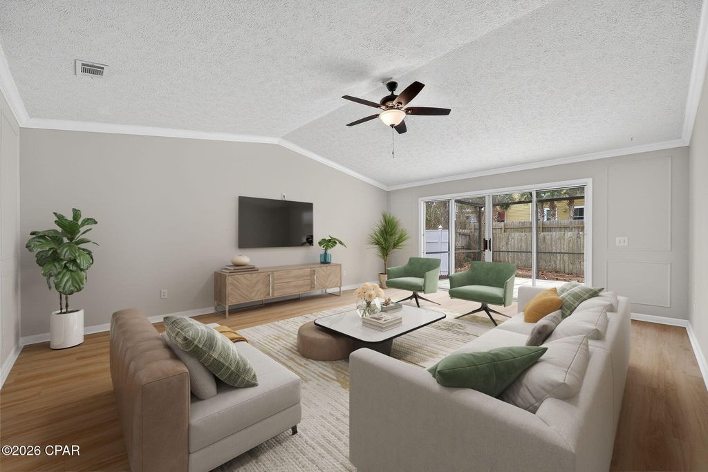 Image 2 of property listing at 1640 Vecuna Circle, Panama City Beach, FL 32407