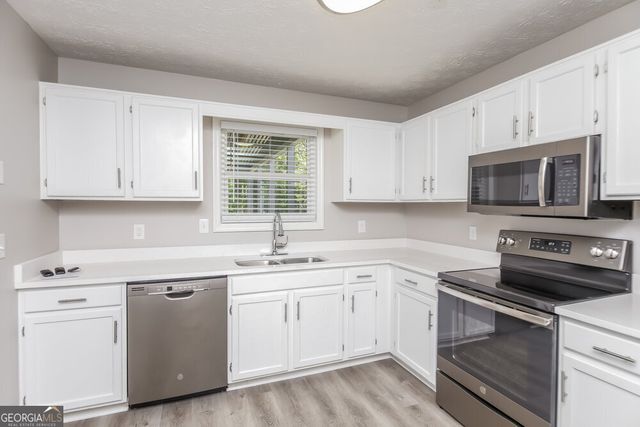 909 N Lassetter Circle, Villa Rica, GA 30180