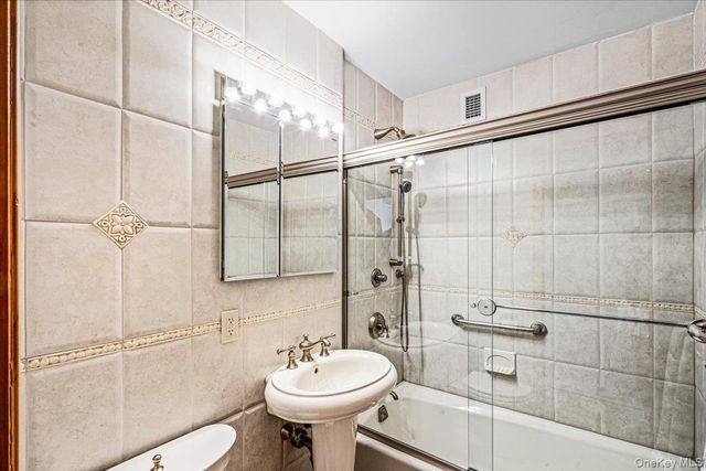18-65 211th Street 3K, Bayside, NY 11360