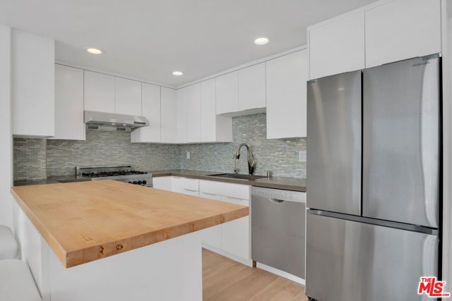 17350 W Sunset Boulevard 303, Pacific Palisades (los Angeles), CA 90272