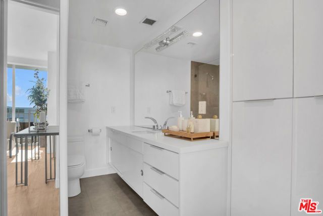 17350 W Sunset Boulevard 303, Pacific Palisades (los Angeles), CA 90272