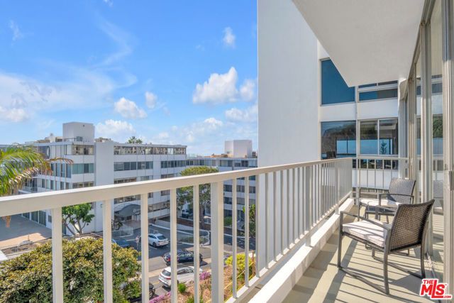 17350 W Sunset Boulevard 303, Pacific Palisades (los Angeles), CA 90272